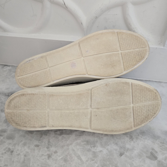 Stuart Weitzman Shies Sz 5 1/2 - Picture 4 of 12